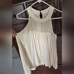 NWOT, Pol Women Cream Lace Top, Sz. S